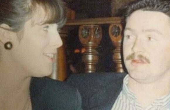 Gogglebox stars look unrecognisable in 80s throwback snap | The Sun