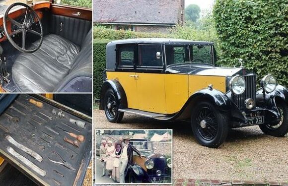 Going for a song! Vera Lynn's Rolls Royce set to fetch £30,000