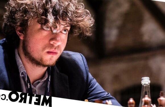 Grandmaster accused of cheating sues Carlsen, Chess.com for $1,000,000