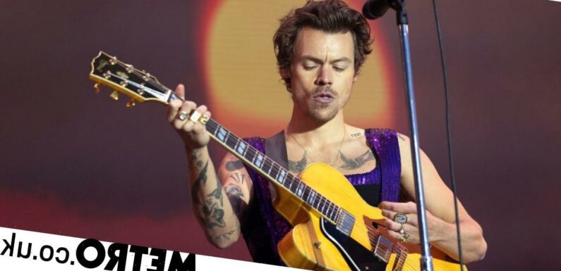 Harry Styles postpones first Chicago show due to illness in touring party
