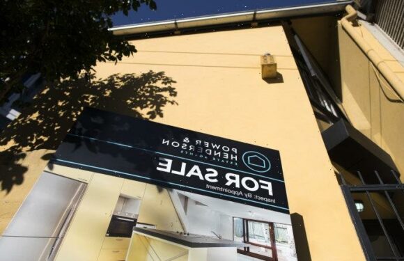 House values tumble as RBA considers more rates pain