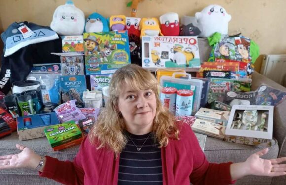 I’m a savvy mum & bought my Christmas presents last year, I saved £700 in the boxing day sales & they're already wrapped | The Sun