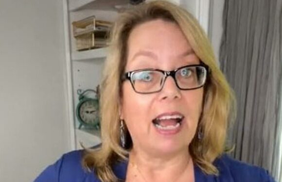 I’m plus-size – the best way to camouflage your belly when you’re self-conscious about it | The Sun