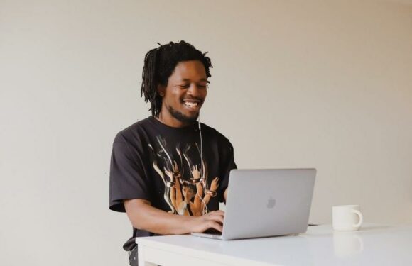 It's Not Too Late—Here's A List Of Scholarships That’ll Help Fund Next Semester