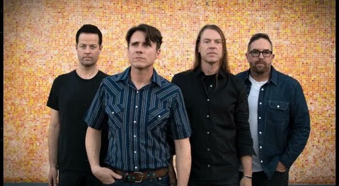 Jimmy Eat World Share Acoustic Version Of Something Loud