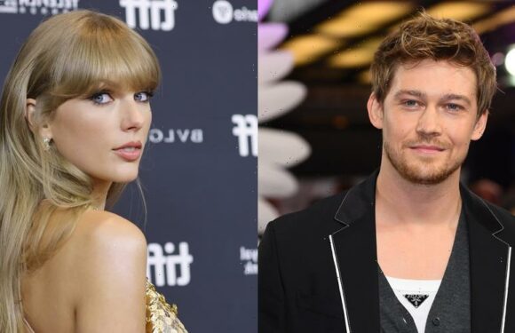 Joe Alwyn Credited as Songwriter on Taylor Swift’s New ‘Midnights’ Album!