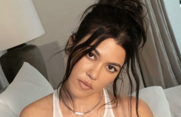 Kourtney Kardashian poses nude in racy snap shared by husband Travis