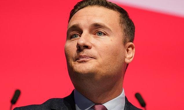 Labour's Wes Streeting refuses to back nurses' pay demand