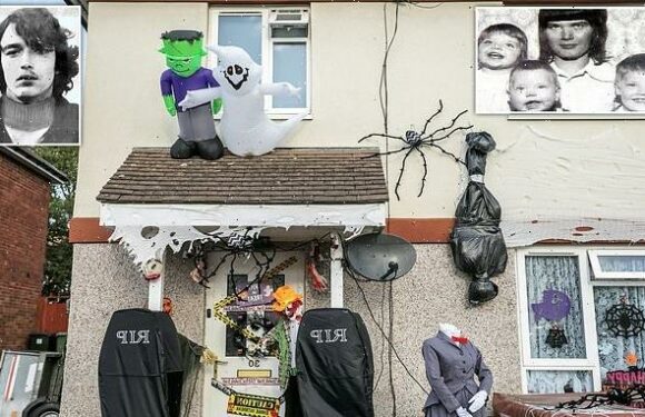 Mother hangs BODY BAG for Halloween near where child killer struck