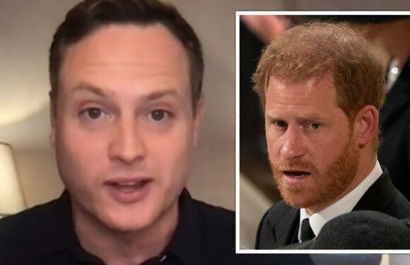 ‘Must be rewriting chapters furiously’ Royal expert on Harry’s book