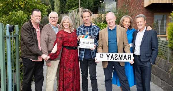 Neighbours fans heartbroken as Emmerdale win best serial drama gong at NTAs