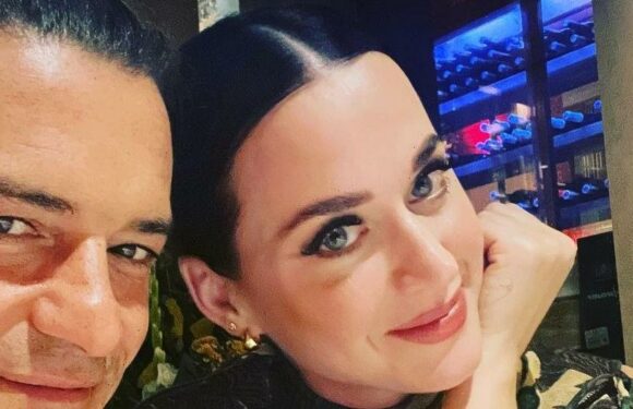 Orlando Bloom Wished Katy Perry Happy B-Day in The Cutest Way