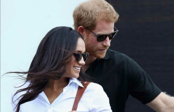 Prince Harry and Meghan Markle spotted dancing on date night at acoustic star’s gig as he puts loving arm around her | The Sun