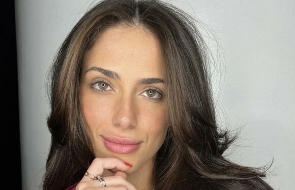 Real life Elle Woods wears pink even though haters say she wont get law job