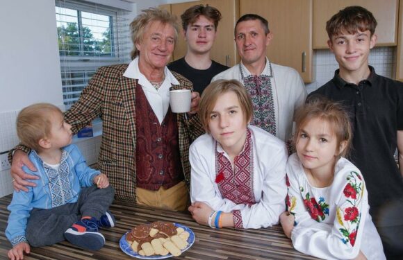 Rod Stewart rents home for Ukrainian refugee family-of-seven and pays the bills too