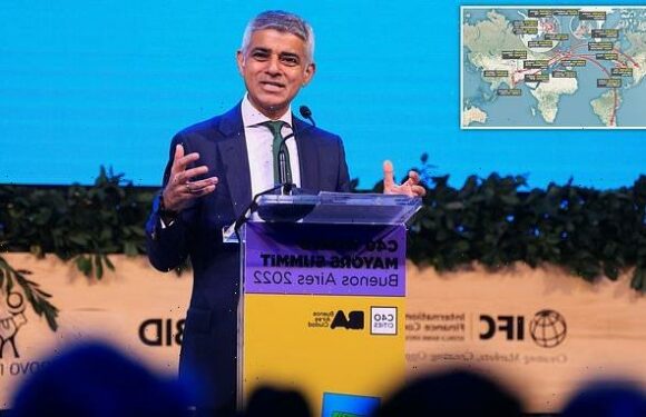 Sadiq Khan insists world leaders 'meet words with deeds' in speech