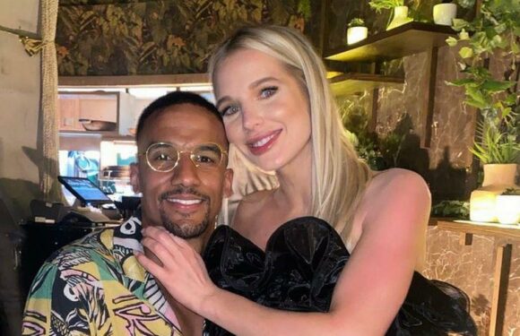 Signs Helen Flanagan and Scott Sinclair had split from engagement ring to separate beds