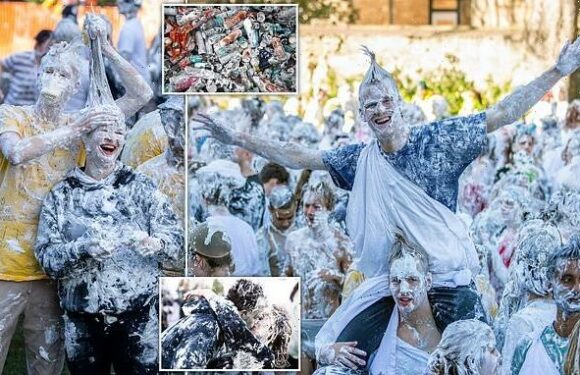 St Andrews University freshers celebrate 'Raisin Monday Foam Fight'