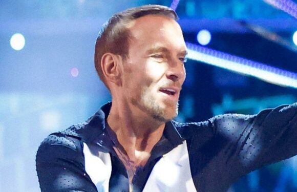 Strictly Matt Goss distracts Craig with tight bulging trousers as fans go wild