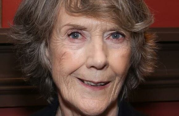 Three Dames who starred in The Crown call for disclaimer on Netflix