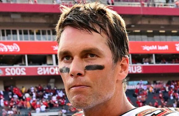 Tom Brady Fined For Kicking At Falcons' Grady Jarrett During Game