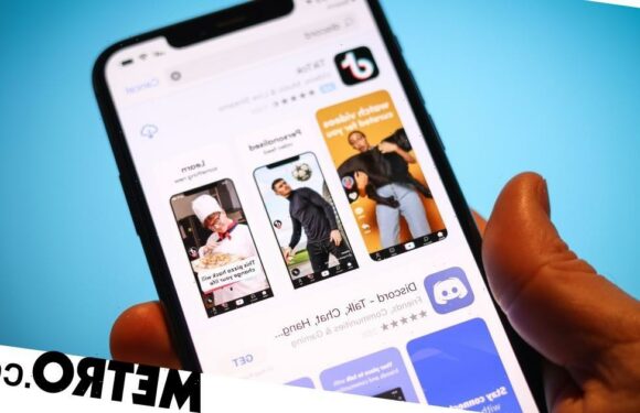 Two-fingered TikTok trick makes using the app much clearer