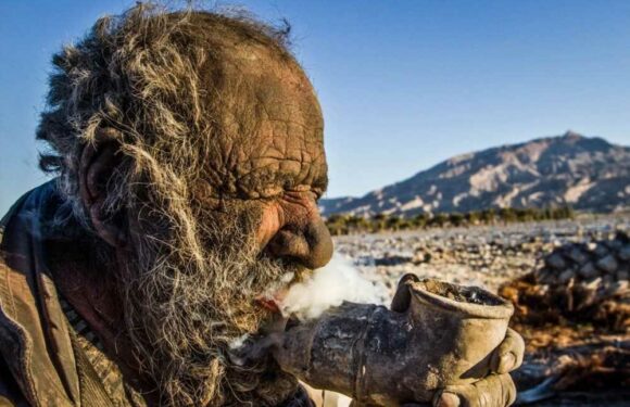 ‘World’s dirtiest man’ dies aged 94 just months after finally taking his first shower in more than 60 YEARS | The Sun