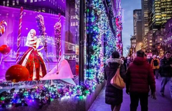 21 Best Black Friday Designer Deals From Saks Fifth Avenue — Up to 75% Off!