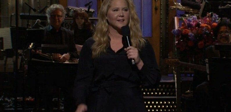 Amy Schumer Takes Aim at Kanye West During ‘SNL’ Monologue