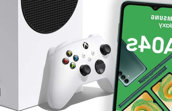 Black Friday deal offers Samsung Galaxy and Xbox at lowest ever price