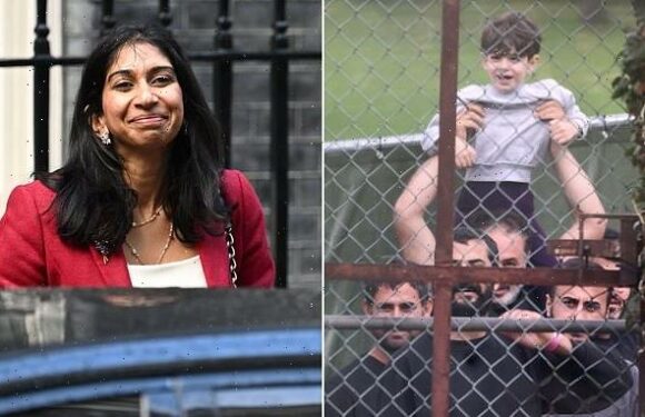 Braverman accused of blocking hotel rooms for migrants in Tory areas