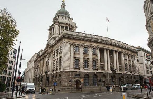 Career criminal beat WW2 veteran and sister to death in burglary