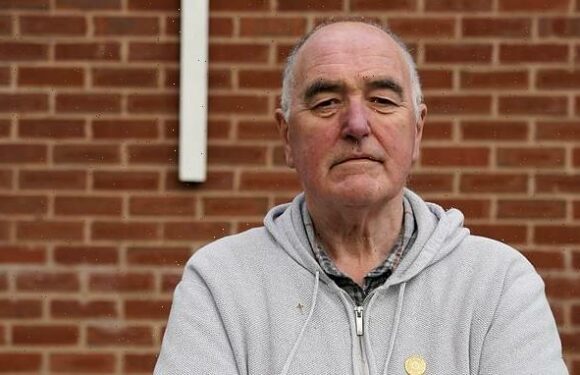 Chaplain, 77, banned from wearing tiny Christian cross at hospice