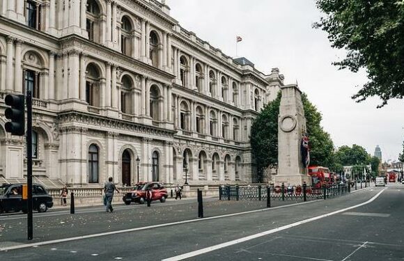 Civil servants working from home want bills paid for by government