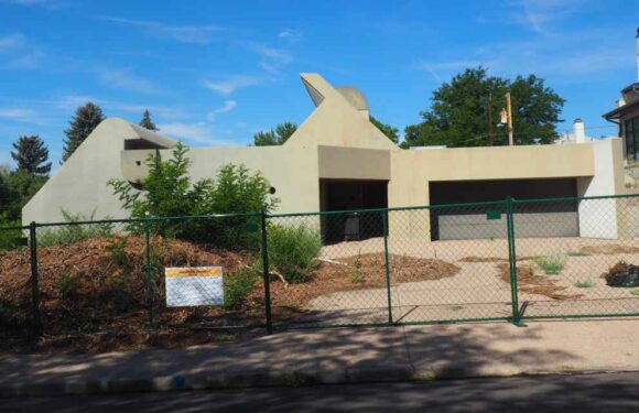 Crowther preservation push clears first hurdle as Cherry Creek neighbors call home “eyesore”