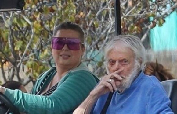 Dick Van Dyke pictured with swollen eyelid with wife Arlene Silver