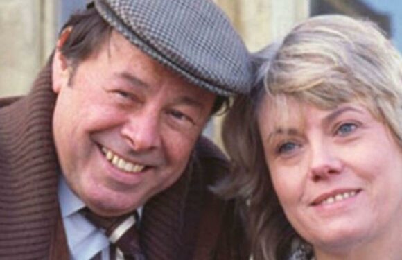 EastEnders Arthur Fowler star Bill Treacher dies aged 92
