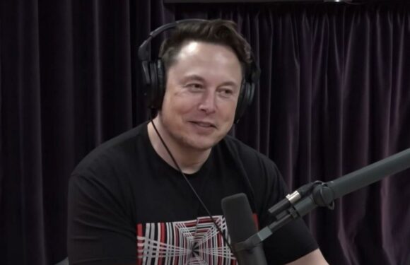 Elon Musks Ex-Wife Disputes His Story About Their Babys Dying Moments