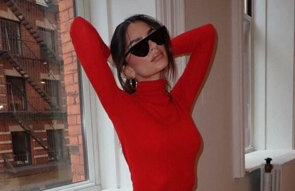 Emily Ratajkowski Says Sexuality Is on Sliding Scale as She Doesnt Believe in Straight People