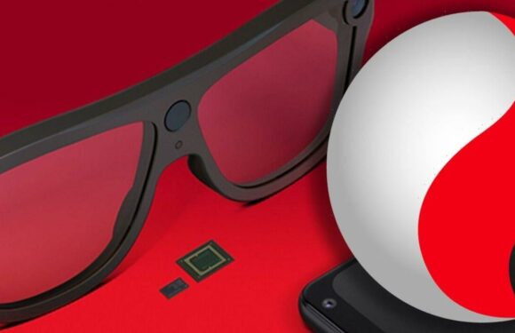 End of the smartphone? Clever new glasses finally look like the future