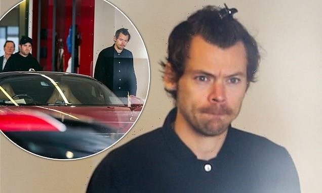 Harry Styles goes shopping for a new car after split from Olivia Wilde