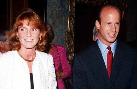 How man at centre of Fergie toe sucking scandal was secretly drafted in to advise Prince Andrew over Epstein scandal | The Sun