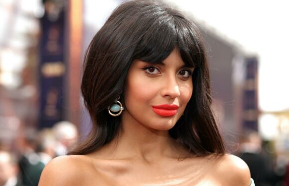 Jameela Jamil just expertly took down the harmful ‘heroin chic’ body shaming trend