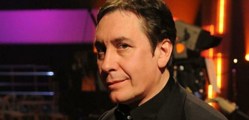 Jools Holland caught totally naked backstage by guest Courtney Love
