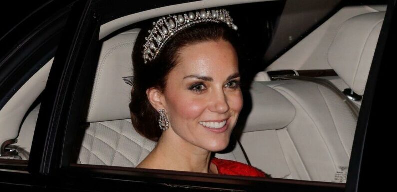 Kate Middletons favourite tiara is known for terrible headaches