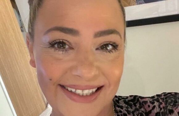 Lisa Armstrong chucks kettle across the room after Stephen Mulhern prank