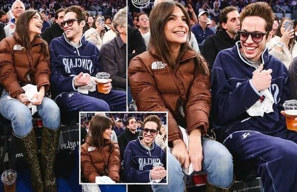 Pete Davidson and Emily Ratajkowski go public at NBA game