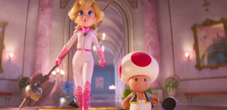 Princess Peach & Toad Get Ready to Fight in Super Mario Bros Trailer  Watch Now!