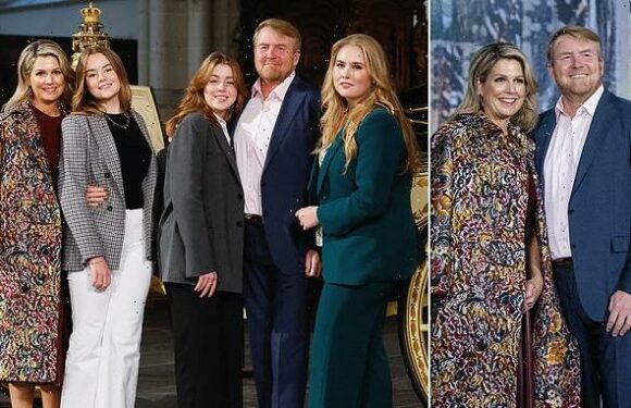 Queen Máxima dazzles in a bright floral coat in family portrait