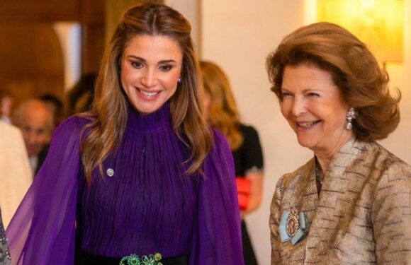 Queen Rania of Jordan dons £6,119 balloon-sleeve gown – ‘so stylish’